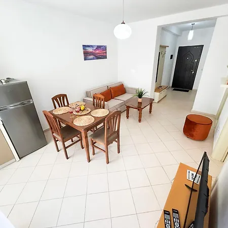 Sunny 1367 Golem (Tirana)