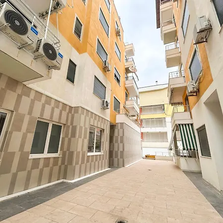 Sunny 1367 Apartment Golem (Tirana)