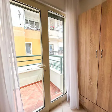 Sunny 1367 Apartment Golem (Tirana)